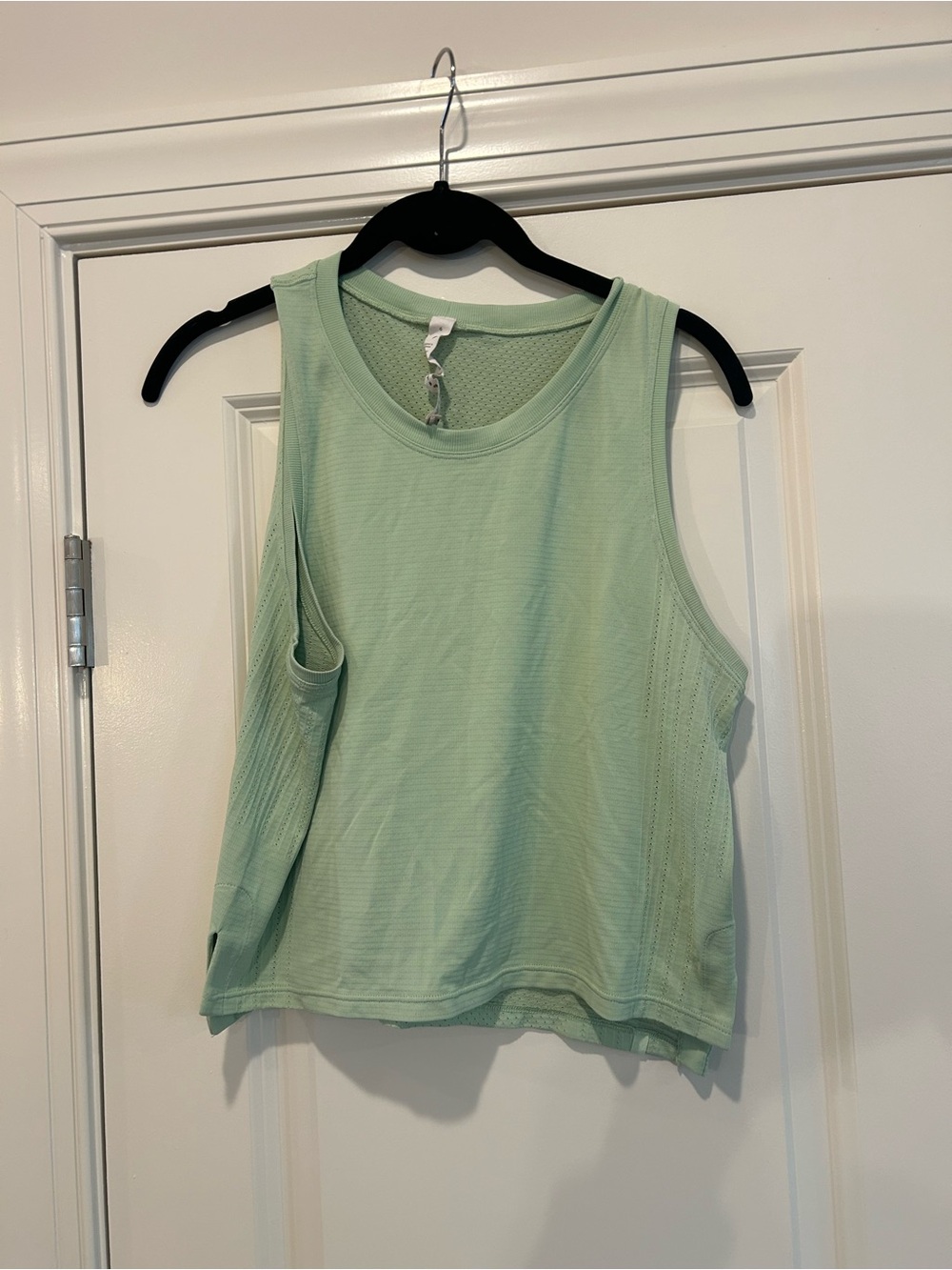 Mint green lululemon tank top